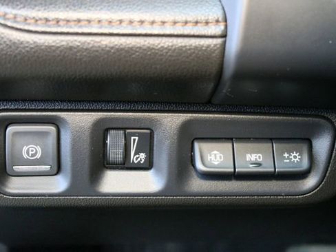 Used 2022 GMC Acadia AT4 w/ GMC Pro Grade Package AWD/4WD image 19