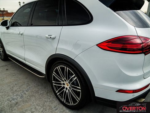Used 2015 Porsche Cayenne S image 44