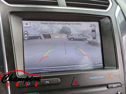 Used 2019 Ford Explorer Limited w/ Ford Safe & Smart Package image 26