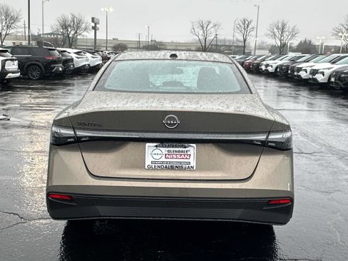 New 2026 Nissan Sentra SV w/ SV Convenience Package FWD image 5