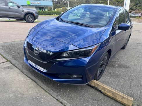 Used 2024 Nissan Leaf SV Plus image 3