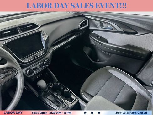 Used 2023 Chevrolet TrailBlazer LT w/ Convenience Package AWD/4WD image 22