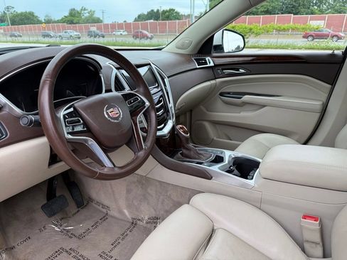 Used 2015 Cadillac SRX Luxury w/ Driver Awareness Package AWD/4WD image 21