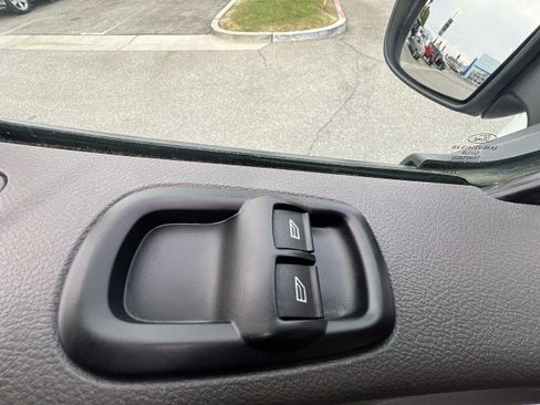Used 2023 Ford Transit 350 XLT image 23