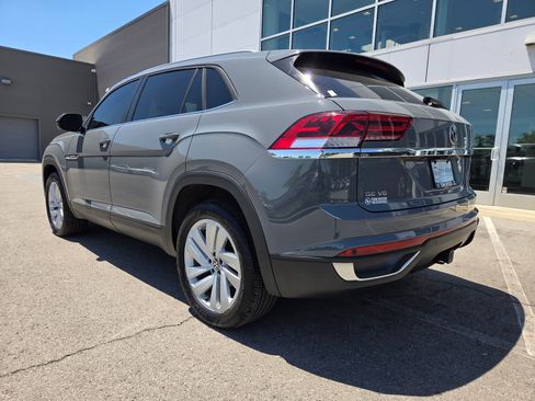 Certified 2023 Volkswagen Atlas Cross Sport SE AWD/4WD image 10