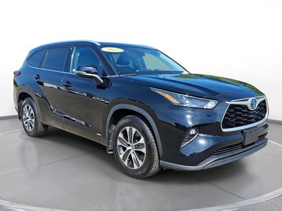 Used 2022 Toyota Highlander XLE