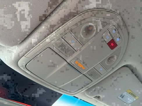 Used 2026 Genesis G70 2.5T image 28