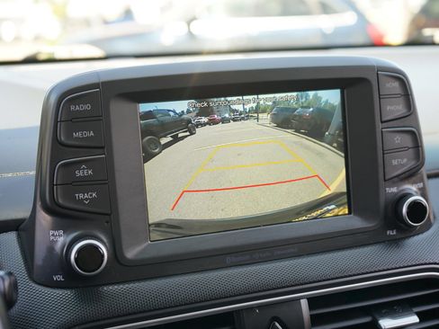 Used 2018 Hyundai Kona SEL AWD/4WD image 21