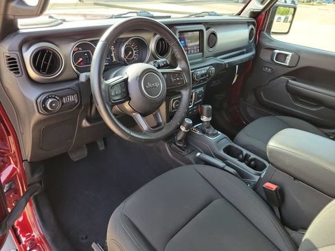 Used 2021 Jeep Wrangler Sport AWD/4WD image 12