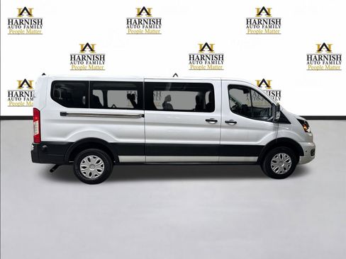 Used 2024 Ford Transit 350 XLT RWD image 4