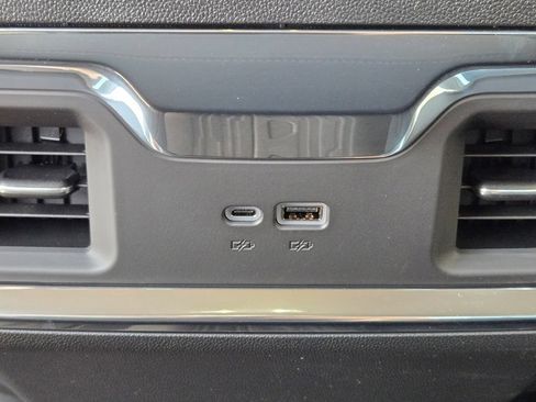 New 2026 GMC Sierra 1500 Elevation AWD/4WD image 29