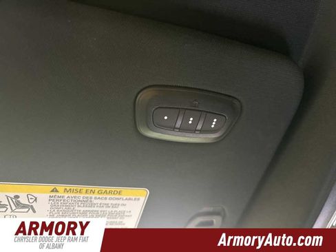 Used 2025 RAM 1500 Laramie image 22