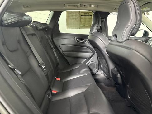 Used 2023 Volvo XC60 B5 Plus AWD/4WD image 24