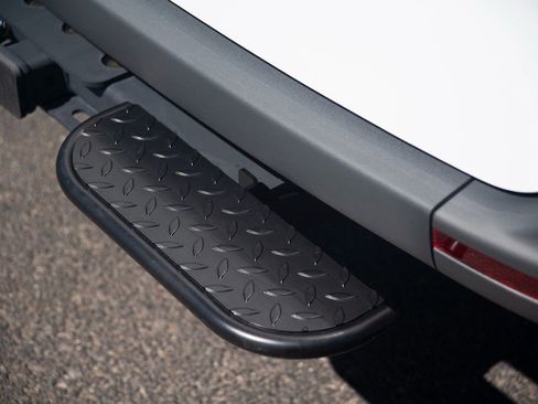 Used 2024 Mercedes-Benz Sprinter 144 Cargo image 18