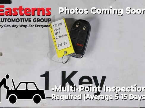 Used 2024 Jeep Compass Latitude AWD/4WD image 6