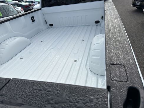 New 2026 Ford F350 Platinum w/ FX4 Off-Road Package image 29