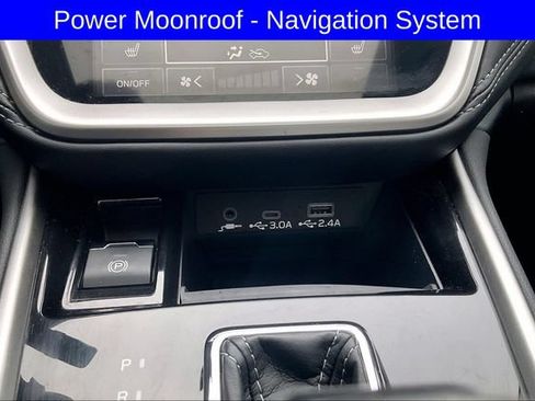 Used 2025 Subaru Outback Premium AWD/4WD image 33