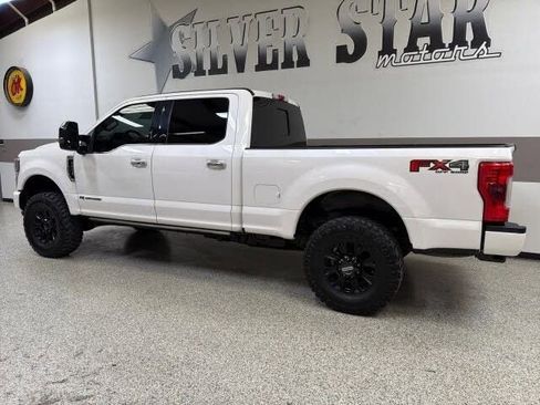 Used 2018 Ford F250 Platinum w/ Platinum Ultimate Package AWD/4WD image 6