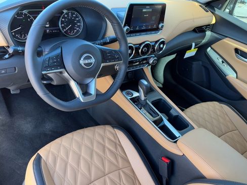 New 2025 Nissan Sentra SV w/ SV Premium Package image 18