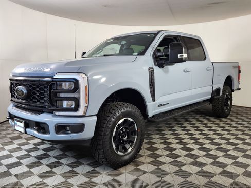 New 2026 Ford F250 Lariat w/ Tremor Off-Road Package image 3