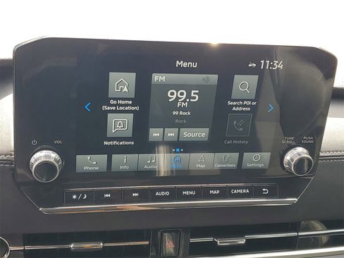 Used 2024 Mitsubishi Outlander SE image 16