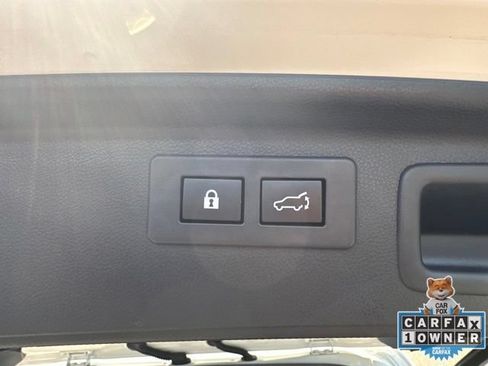 Certified 2023 Subaru Forester Premium AWD/4WD image 28