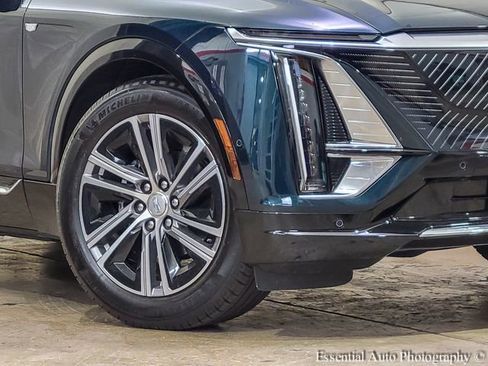 Certified 2024 Cadillac Lyriq Luxury RWD image 4