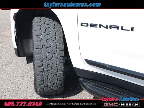 Used 2023 GMC Yukon XL Denali w/ Advanced Technology Package AWD/4WD image 52