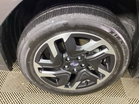 Certified 2025 Subaru Forester Limited image 8