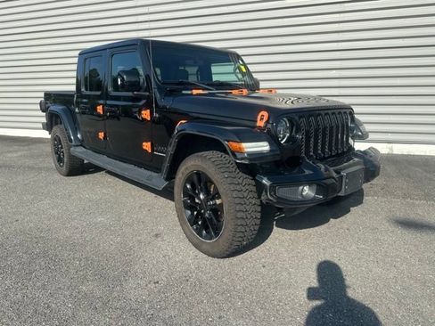 Used 2023 Jeep Gladiator Overland AWD/4WD image 1
