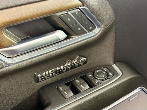 Used 2024 Chevrolet Silverado 1500 High Country w/ Z71 Off-Road Package image 18