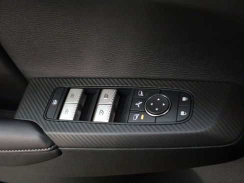 New 2025 Mitsubishi Outlander SE image 14