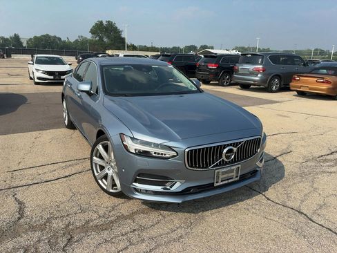 Used 2017 Volvo S90 T6 Inscription w/ Vision Package image 3