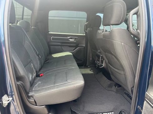 Used 2022 RAM 1500 Big Horn AWD/4WD image 10
