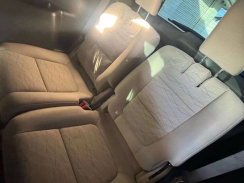 Used 2015 Ford Explorer FWD image 16