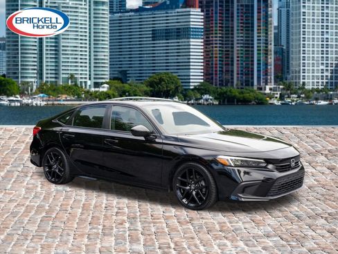 Used 2023 Honda Civic Sport image 3