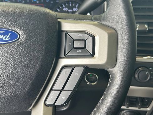 Used 2021 Ford F250 Lariat w/ Lariat Ultimate Package AWD/4WD image 41