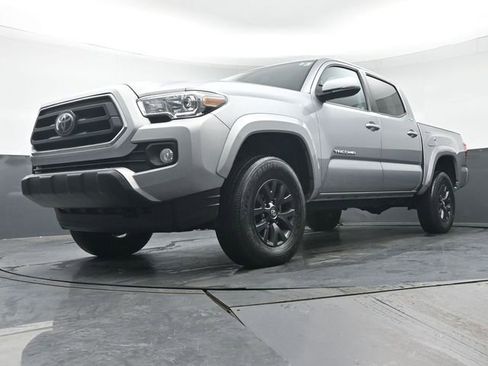 Certified 2023 Toyota Tacoma SR5 image 30