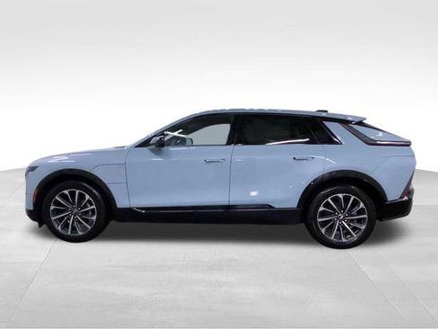 New 2025 Cadillac Lyriq Sport AWD/4WD image 5