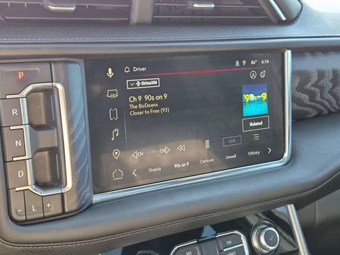 Used 2022 GMC Yukon XL Denali w/ Denali Ultimate Package AWD/4WD image 24