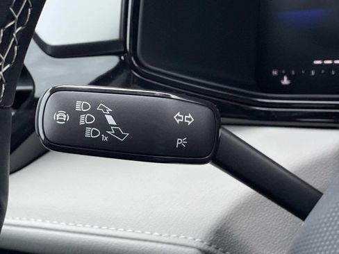New 2026 Volkswagen Taos S FWD image 22