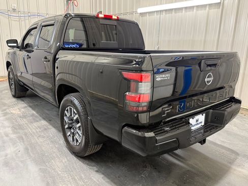 Used 2024 Nissan Frontier SL w/ Technology Package RWD image 22