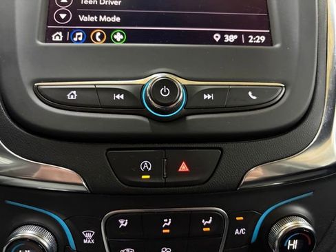 Used 2022 Chevrolet Equinox LT image 63