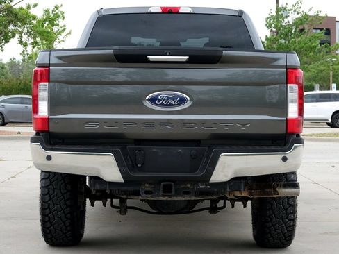 Used 2019 Ford F250 XLT w/ XLT Premium Package AWD/4WD image 20
