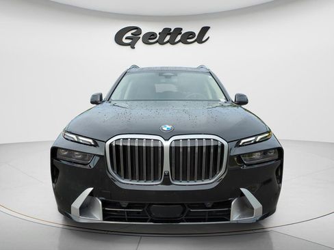 Used 2025 BMW X7 xDrive40i AWD/4WD image 2