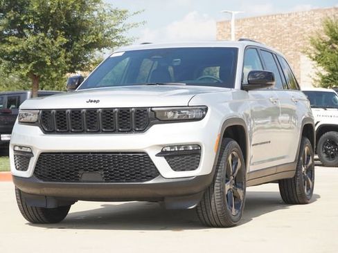 New 2025 Jeep Grand Cherokee Limited w/ Black Appearance Package AWD/4WD image 3