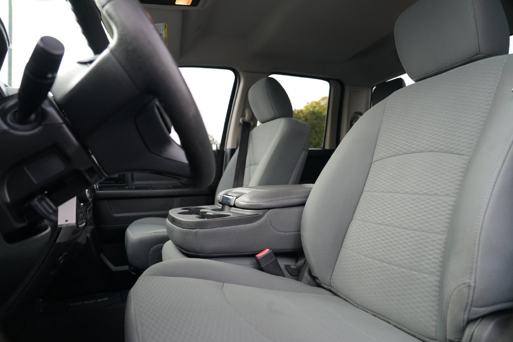 Used 2017 RAM 1500 Express AWD/4WD image 14