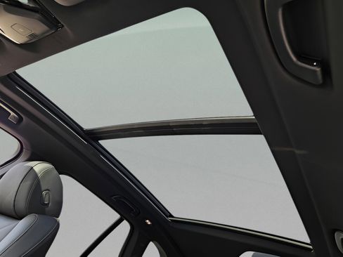 New 2026 BMW X5 sDrive40i image 17