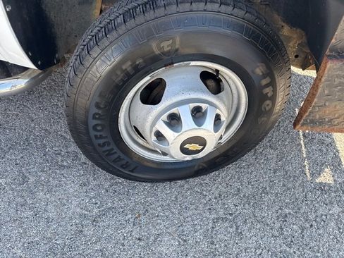 Used 2013 Chevrolet Silverado 3500 W/T image 12