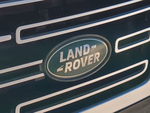 New 2025 Land Rover Range Rover Long Wheelbase Autobiography image 12